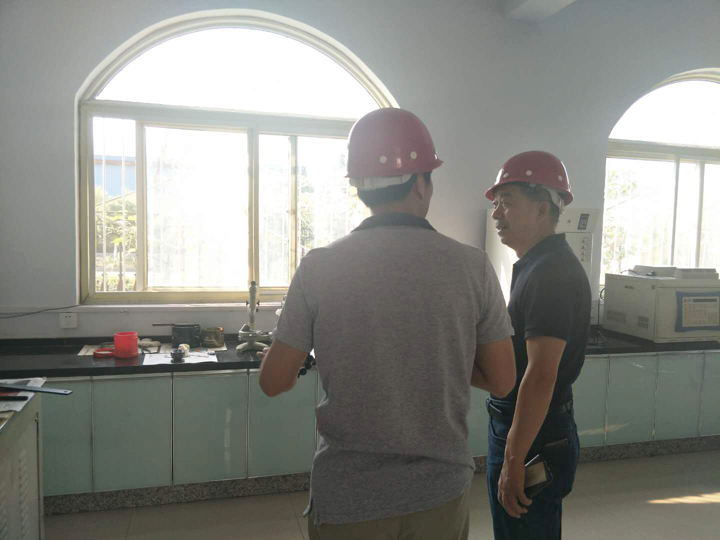 參觀研發(fā)室